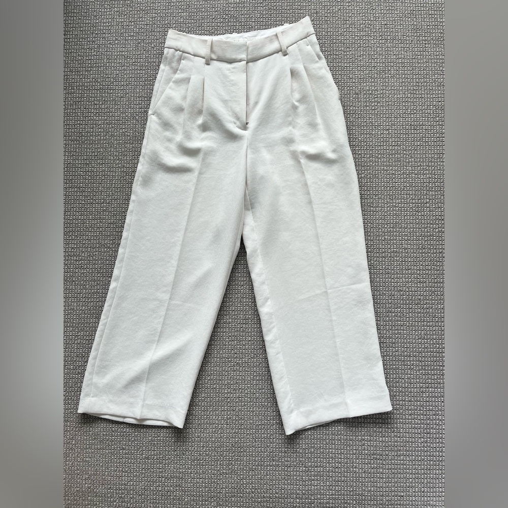 Aritzia Effortless Pant in cream crepe